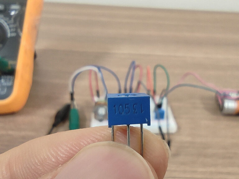 How a Potentiometer Works And How to Use with Arduino [Full Guide]