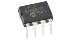 PIC12F675-I/P, 10 bit 20 MHz PIC12F Microcontroller, DIP-8